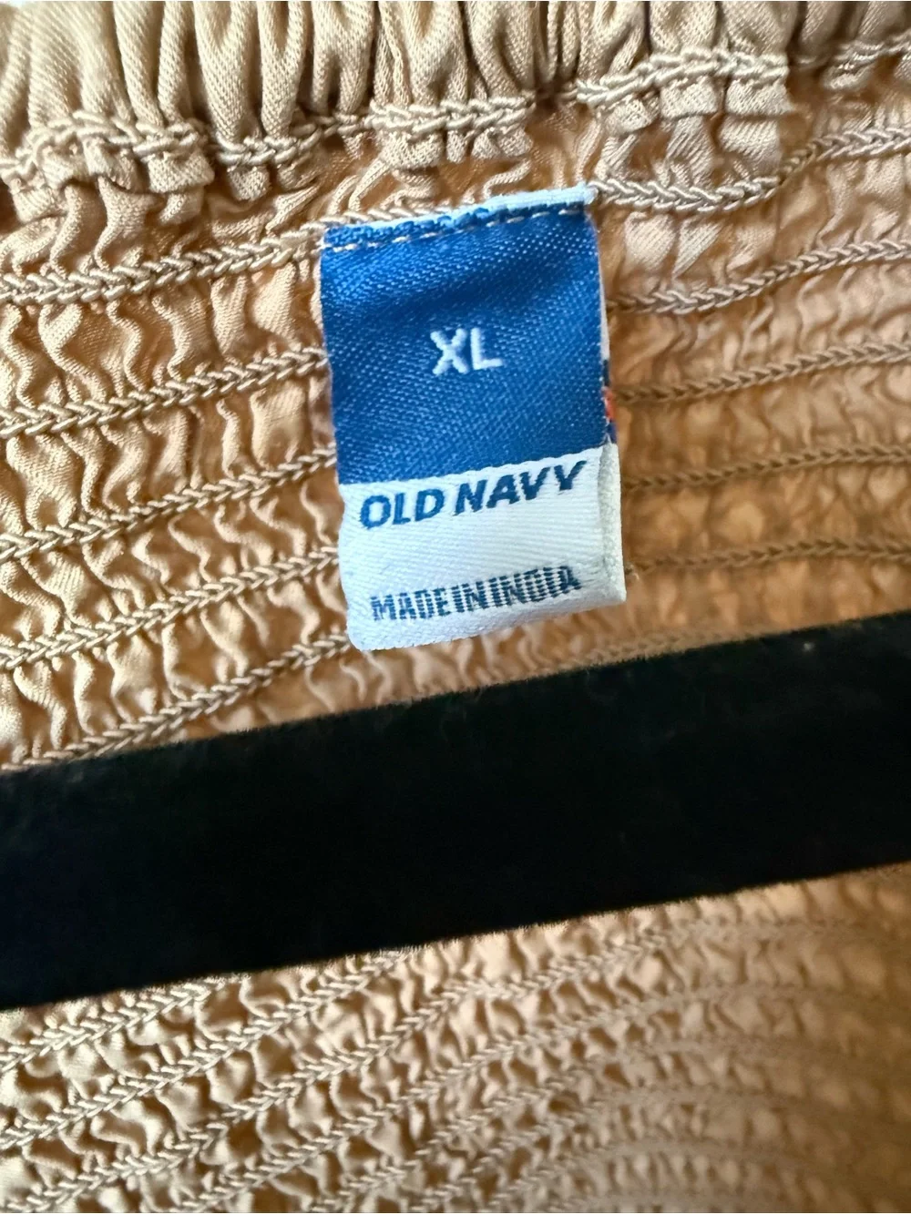 Old Navy Tan Wrap shirt XL